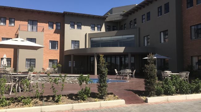 Regal Inn Hotel Midrand Exterior photo